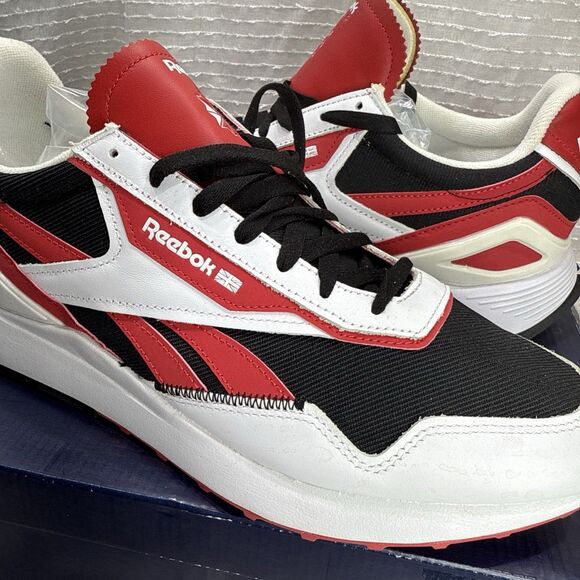 Reebok Men\'s Classic Legacy Sneaker | Black/White/Red | Size:13  M US main image 13